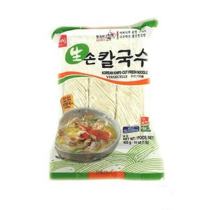 

Korea Knife Cut Fresh Noodle Vermicelli Jjajangmyeon 1kg Mie Bihun