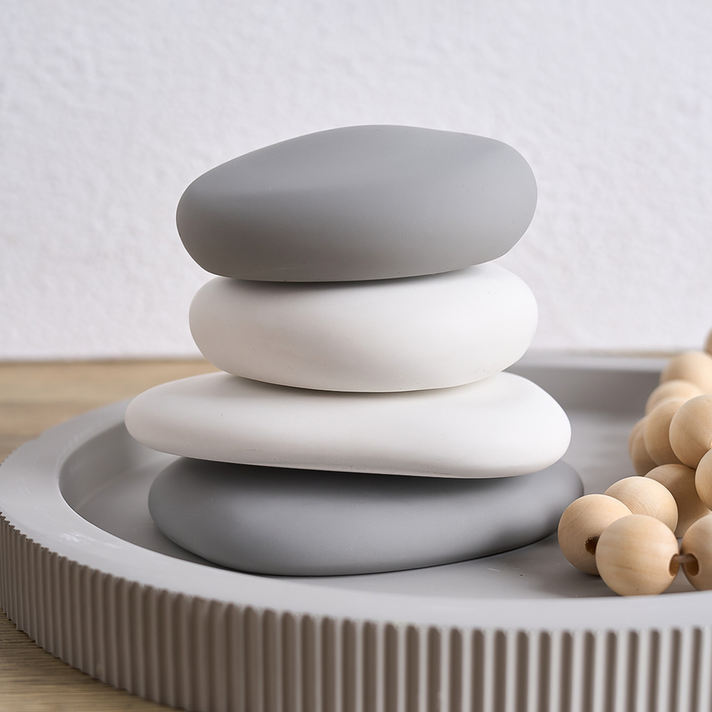 

3 Holes Pebble Silicone Mold Arc-Shaped Stone Plaster Concrete Casting Resin Mold DIY Handmade Creative Irregular Craft Ornament