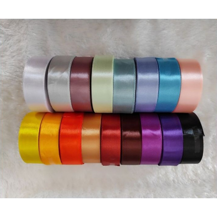 

pita satin 1 inch/pita satin satu roll/pita buket/pita prince/souvenir/pita satin polos