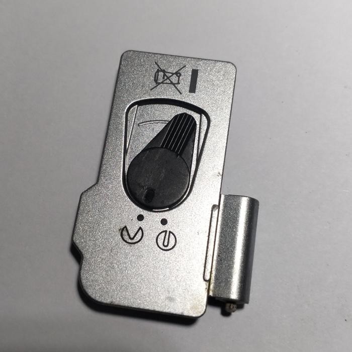 Promo Penutup Baterai original Olympus Omd Em5 - Silver