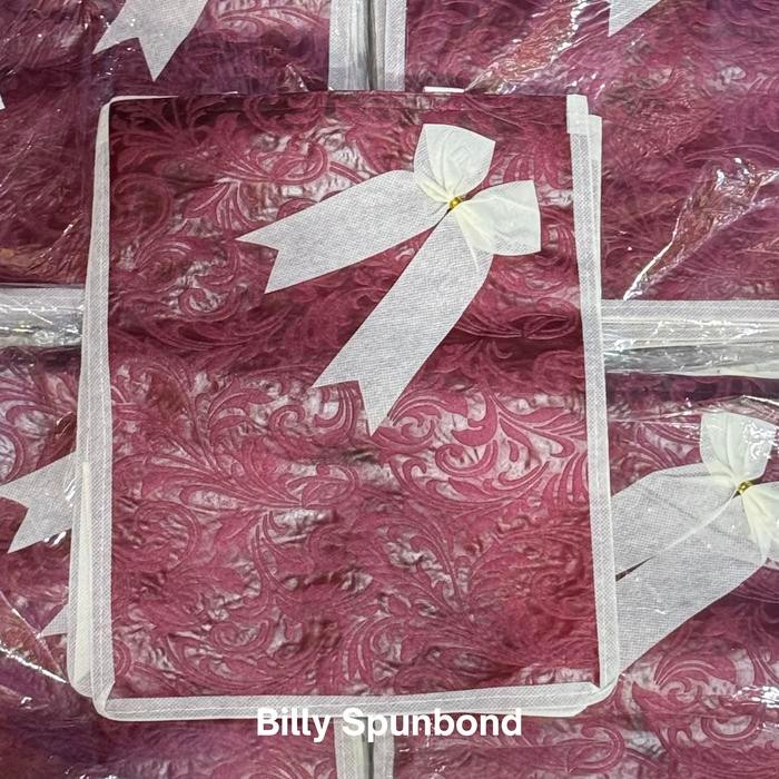 

TERBARU!! Tas Box 22x22 Hajatan, Tas Khitanan , Tas Syukuran, Tas EMBOS,Spunbond - MAROON