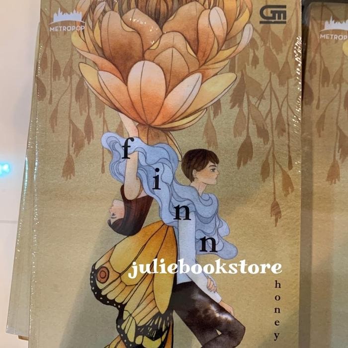 Novel Finn - Honey Dee