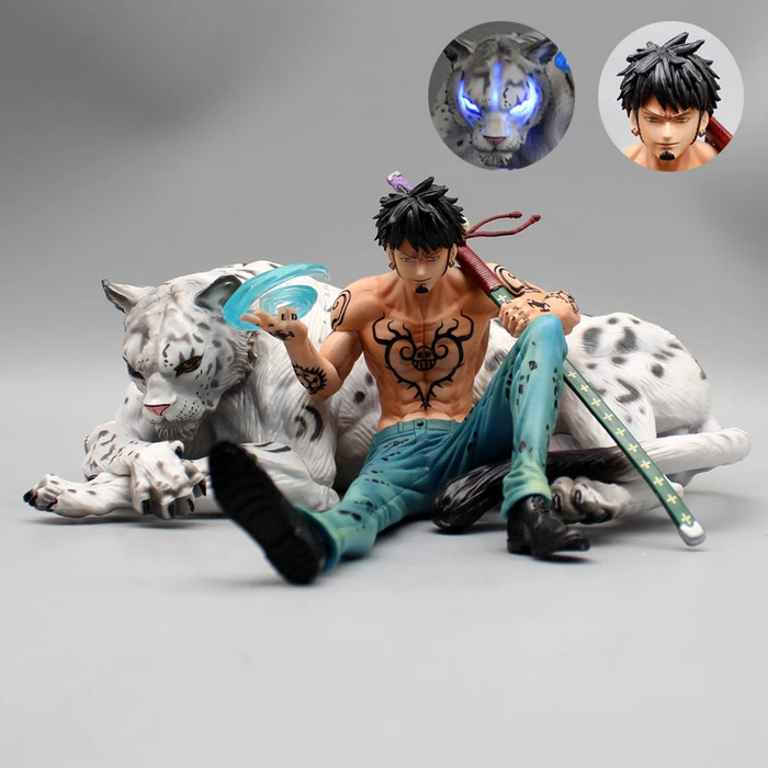 (Baca Deskripsi) [With LED] Figure One Piece - Trafalgar Law & Snow Leopard Damaged Ver.