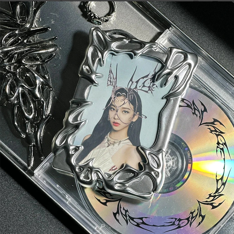 

Cyberpunk 3 inch Acrylic Kpop Photocard Holder Idol Photo Card Sleeves ID Bus Cards Protective Case Keychain School Stationery