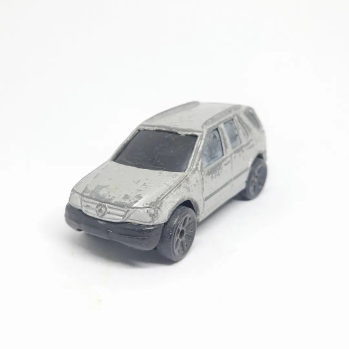 ES99 Mercedes Benz ML 320 - Maisto Diecast Skala 64 Junk Mobil Mainan Anak