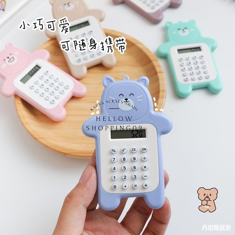 

ADK-J407-Kalkulator Mini 8 Digit Portable Lucu Motif Beruang Calculator Travel Tombol Karet Sekolah Stationary Import Warna Unik