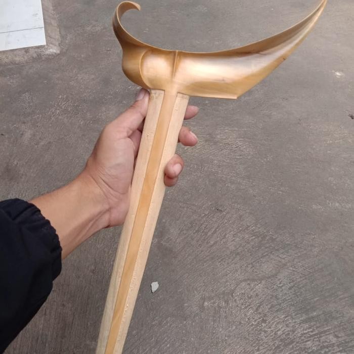 

Warangka keris Ladrang Surakarta kayu cendana Alusan