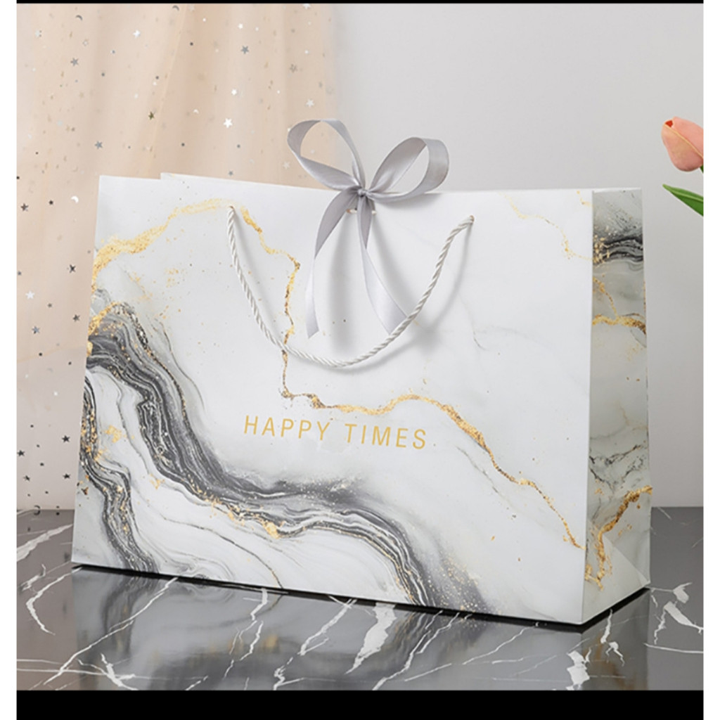 

PAPERBAG GIFT BAG WHITE MARBLE TAS JINJING KADO ULANG TAHUN PERNIKAHAN WISUDA GOODIE BAG PREMIUM