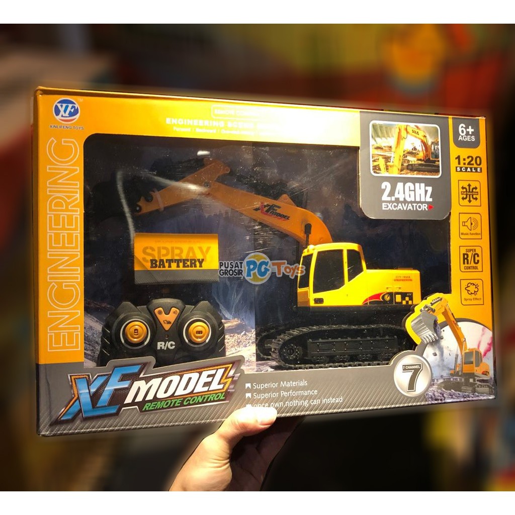 PGTOYS Mainan Beko Excavator XLF Model Remote Control 2.4Ghz RC Ekskavator Rotasi 360 Skala 1:20