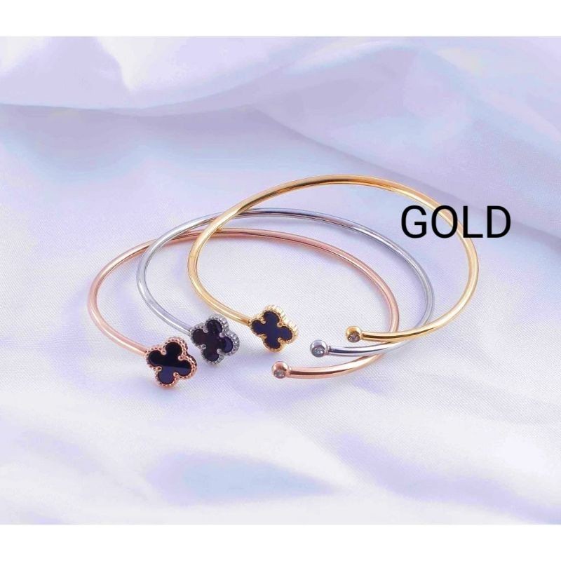 GELANG TITANIUM BANGLE CLOVER