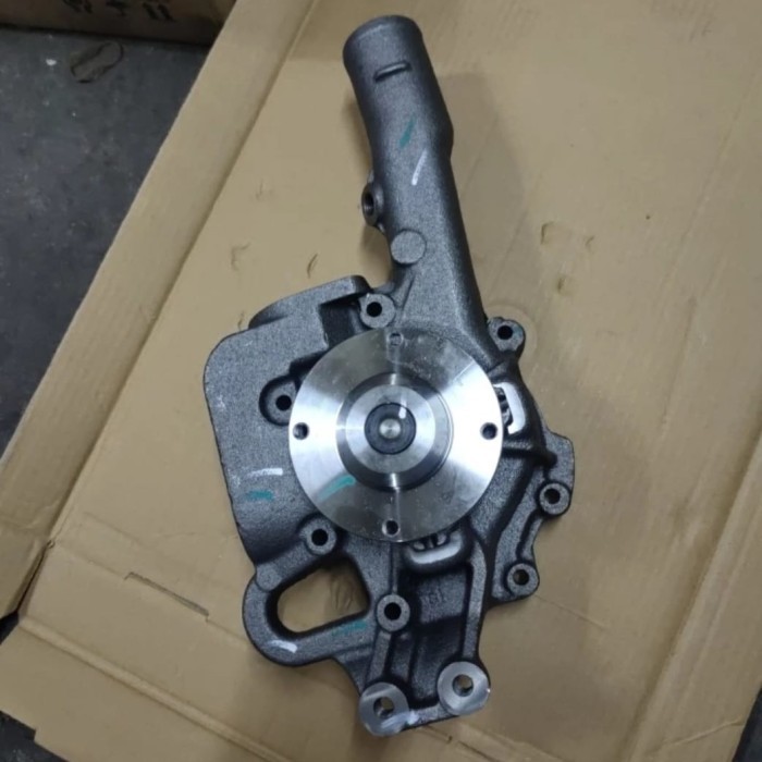 Waterpump Mitsubishi FUSO FJ2523 quality