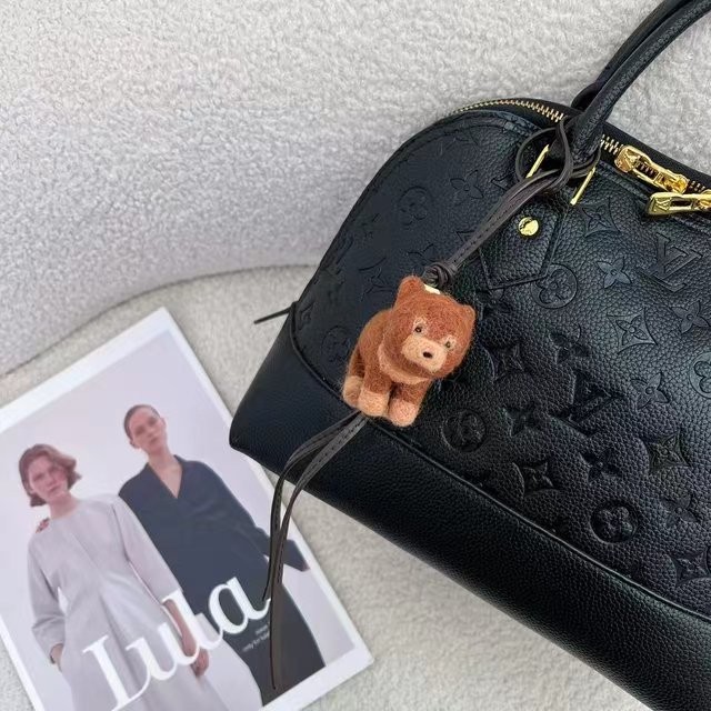 

Felt and cowhide leather Bag decoration Pendant