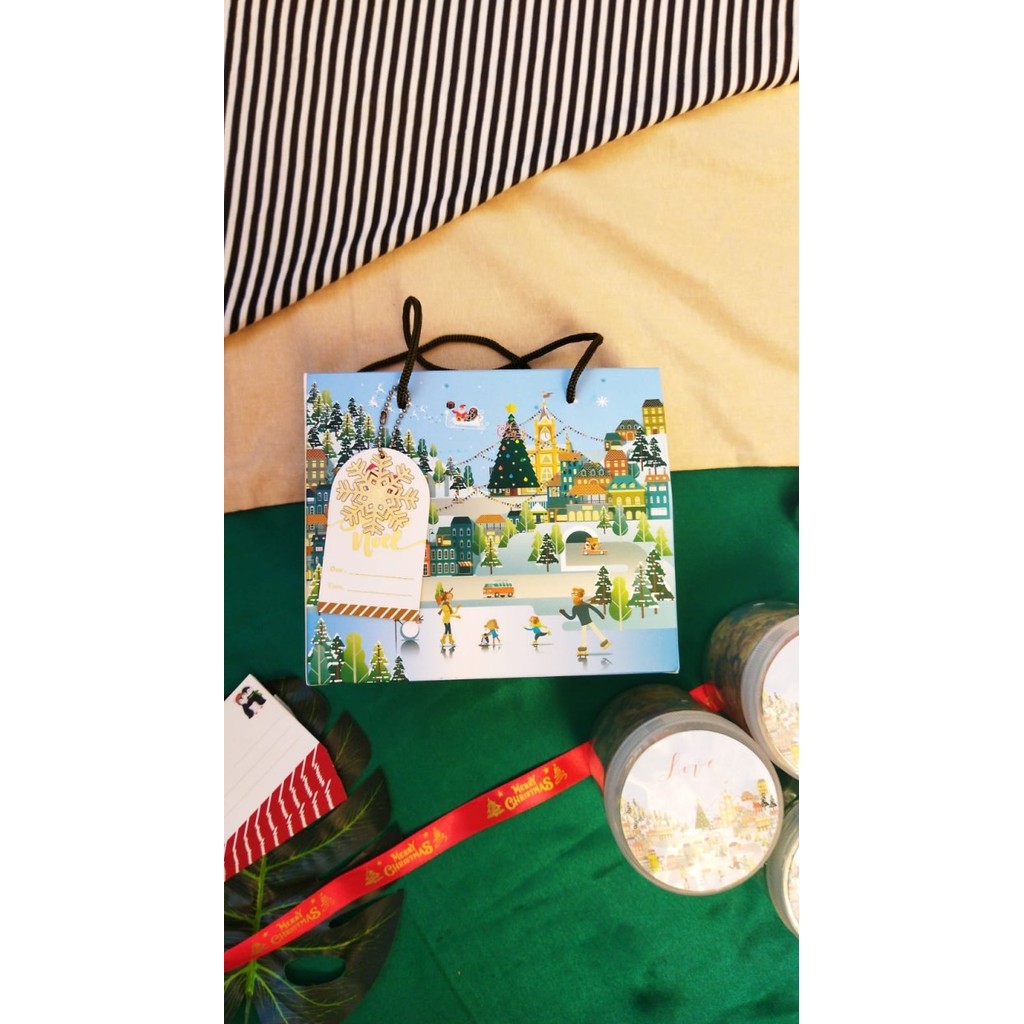 

GABLE BOX NATAL CHRISTMAS WONDERLAND 19x10x11 cm - Xmas Wonderland