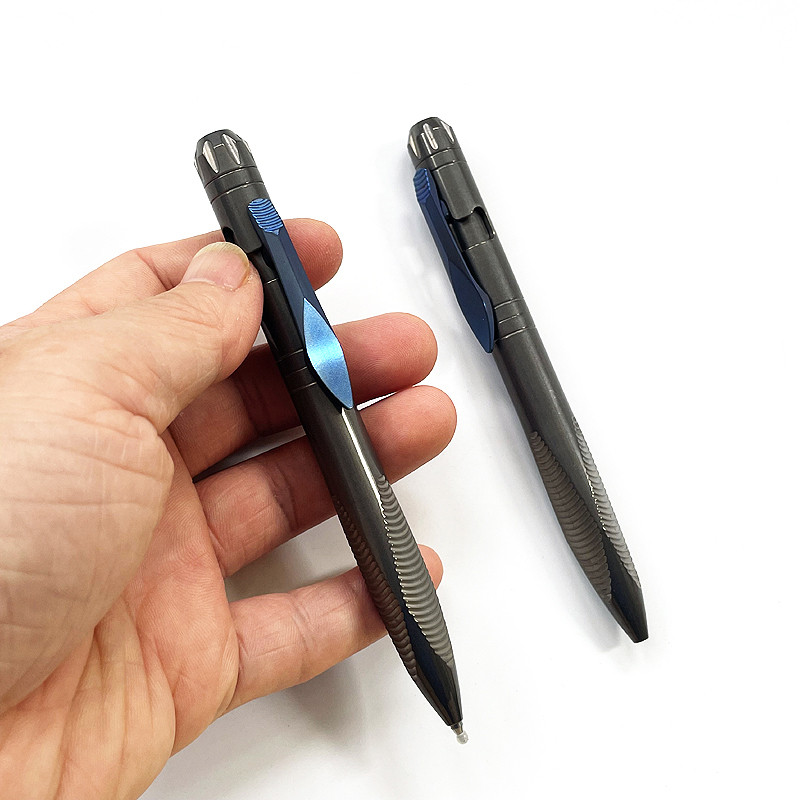 

Titanium Alloy Mini Triangle Tactical Pen EDC Bolt Pen Portable Signature Pen Desktop