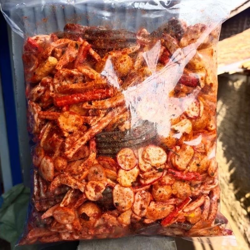 

Krupuk Seblak campur bungbu pedas daun jeruk isi 1.kg