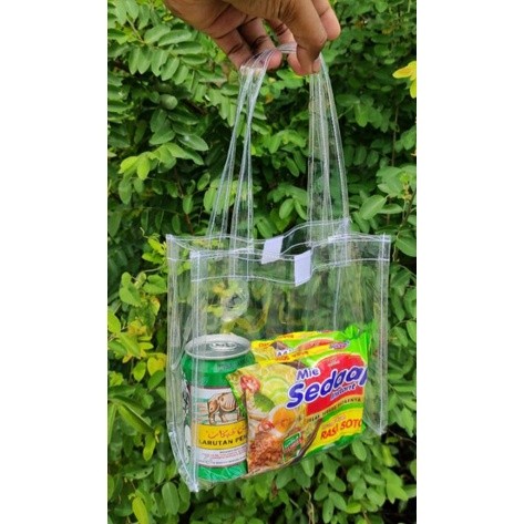 

Tas Natal Viral Termurah size p.20*L.10*T.20 (READY STOK) 0,20