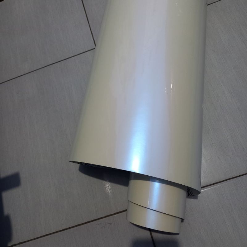 Scotlet Lembayung Biru Sticker Skotlet Putih Lembayung Biru Stiker Putih Mutiara Biru GLOSSY