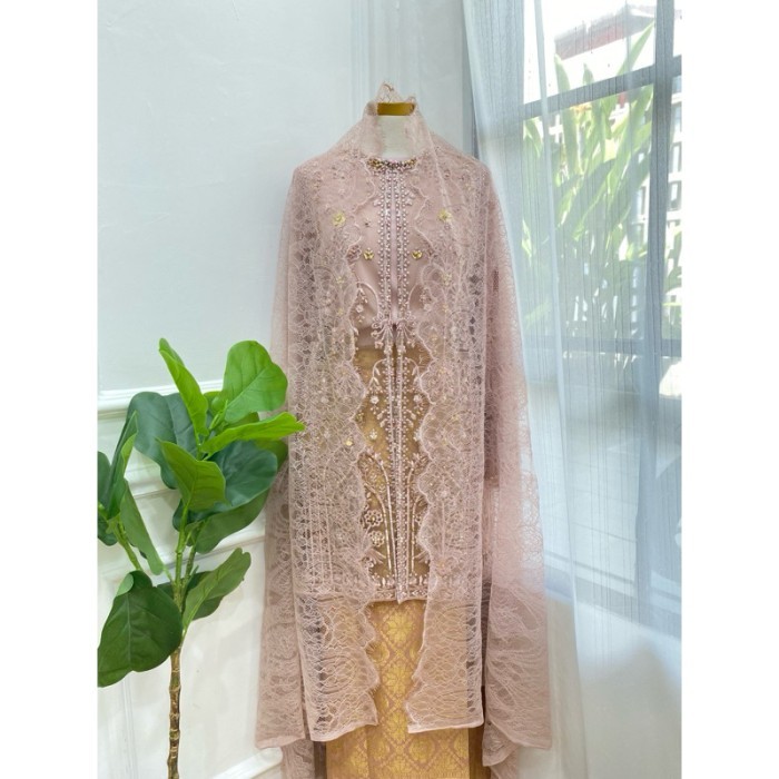 NEW -Veil / Slayer Chantily by SARAH THE LABEL - BLACK