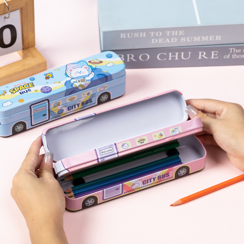 

COD TEMPAT PENSIL MOTIF BERUANG LUCU / LOVELY BUS & SPACE BUS / WARNA BIRU DAN PINK PASTEL