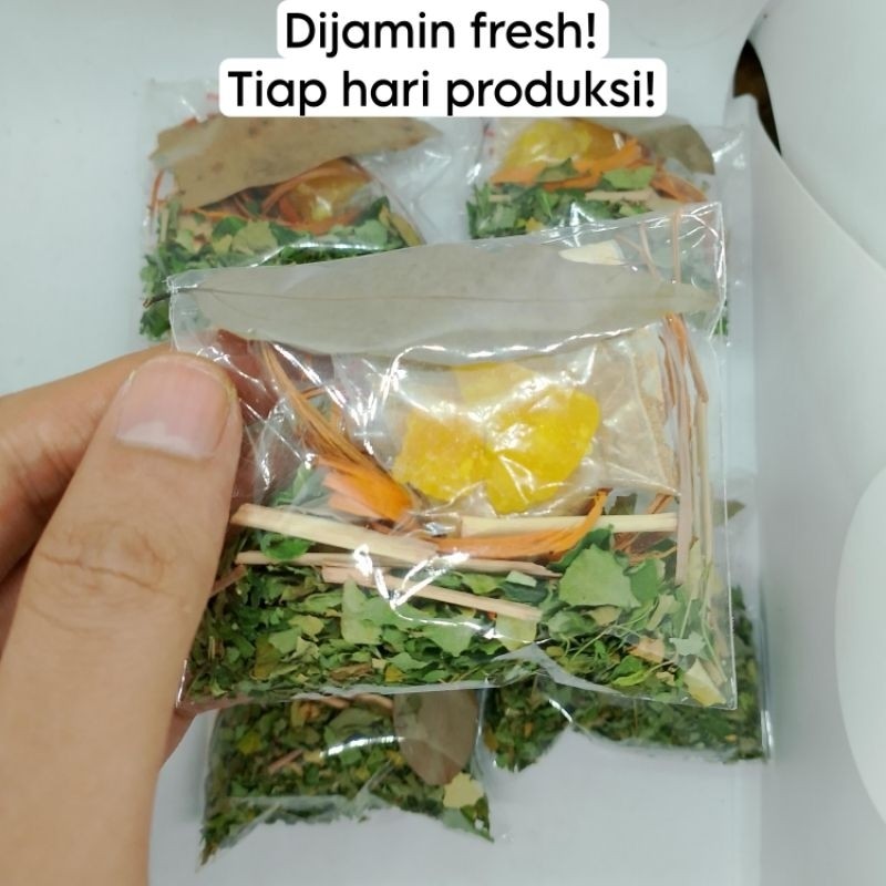 

WEDANG KELOR + REMPAH+ GULA BATU+JAHE.untuk pencernaan,anti kanker,lambung