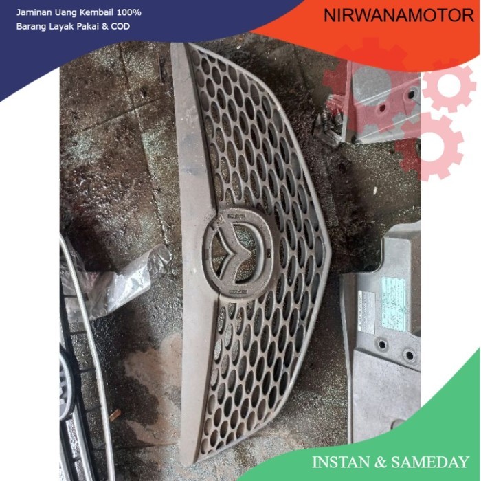 Grill mazda 3 hatchback 2003 sd 2006