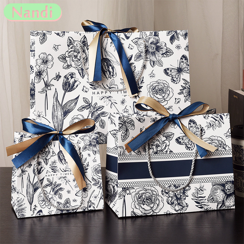 

New Gift Bags Mother's Day Gift Wrapping Bags Floral Paper Bags Tote Bags Birthday Paper Bags Premium Gift Bags with Ribbon
