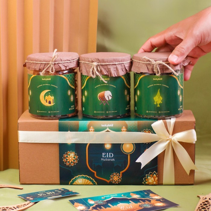 

Hampers Lebaran Idul Fitri / Parcel Lebaran (Ramadhan) - Cookies 3 Jar