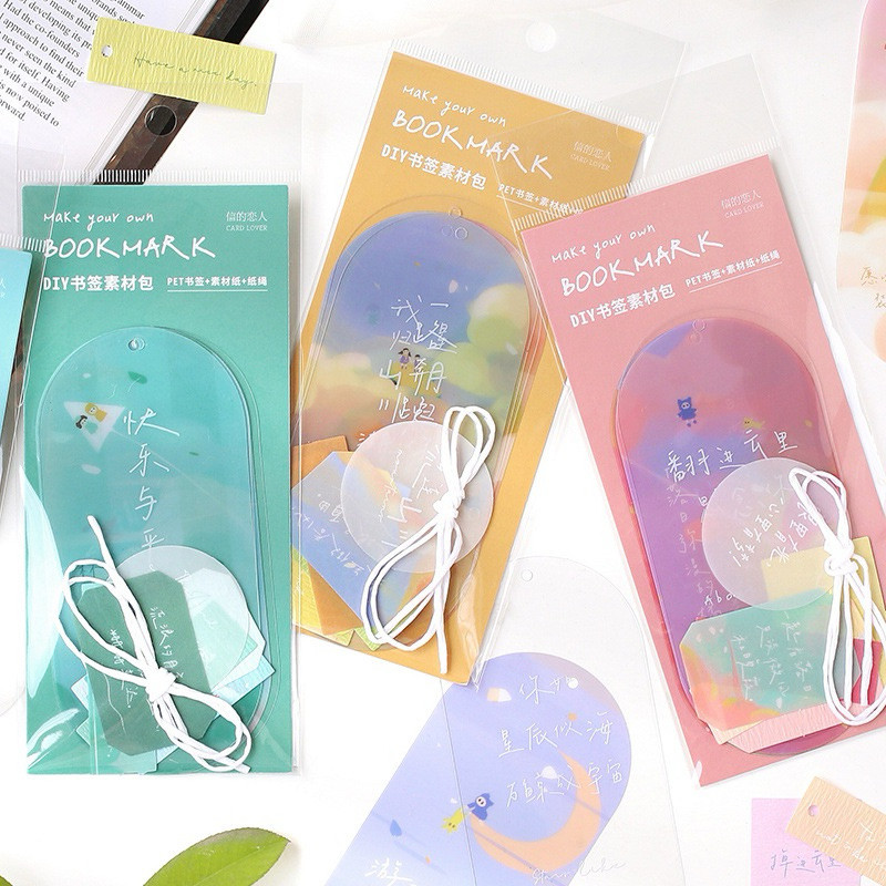 

Journamm.id Paket Bahan Penanda Pencinta Huruf Mencari Bahan DIY Kolase Buku Pegangan Sastra Seri Dreamland Ins 6 Jenis