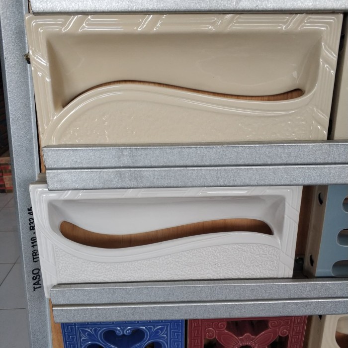 Loster minimalis keramik trisensa uk 20x40 roster