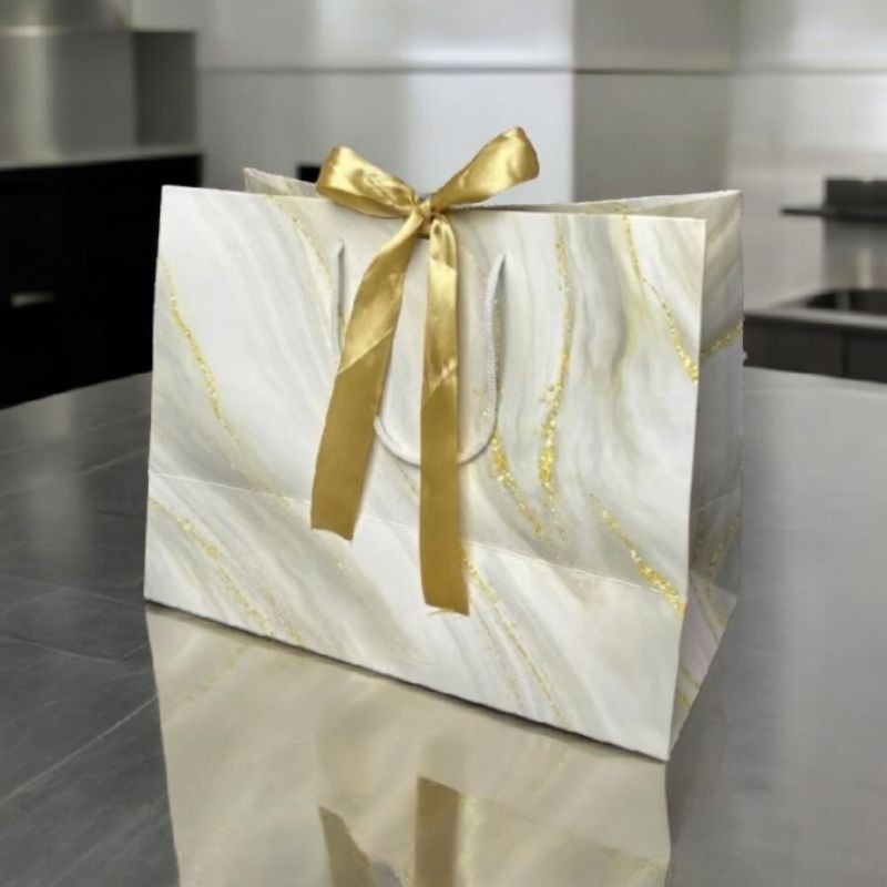 

Paper Bag Marble Putih Pita doff 32,5x14x25