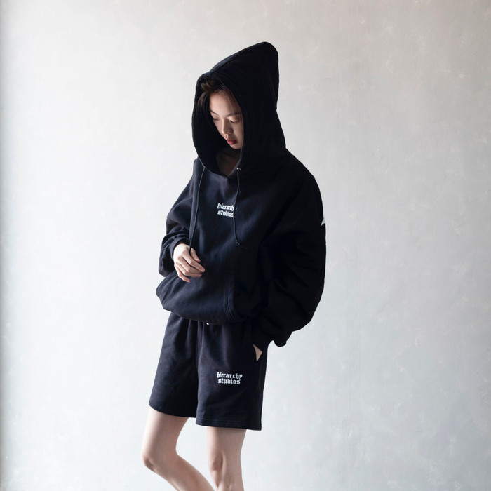 Hierarchy Studios - Black Wide Logo Oversized Hoodie - M
