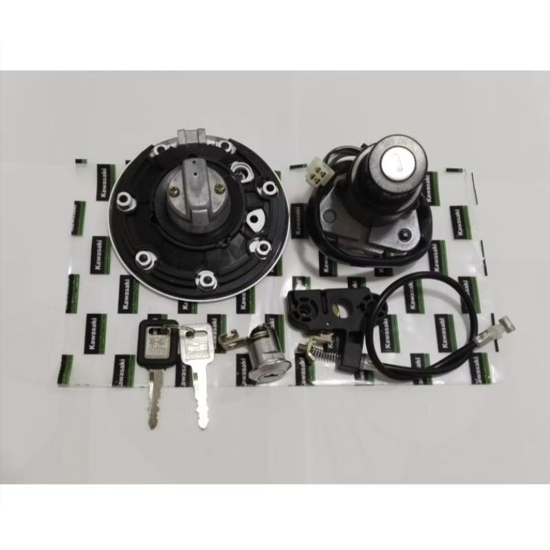 Kunci Kontak Set Ninja 150 RR New Kunci Kontak + Tutup Tangki + Jok Ninja 150 RR New