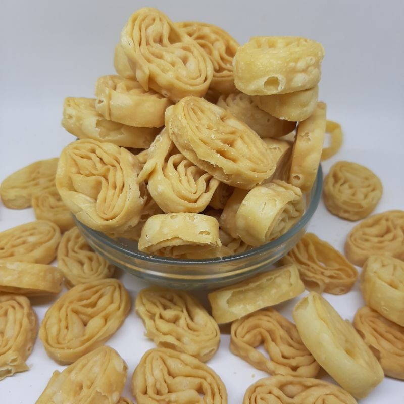 

Pangsit Kriwil Asin 500gram Hemat & Terjangkau - Mang Meser