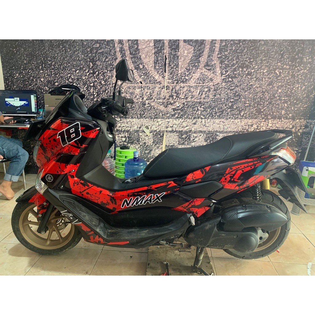 Stiker Decal Motor YAMAHA NMAX OLD Full Body Setiker Motor Sticker NMAX Lama Motif Garis Merah Hitam