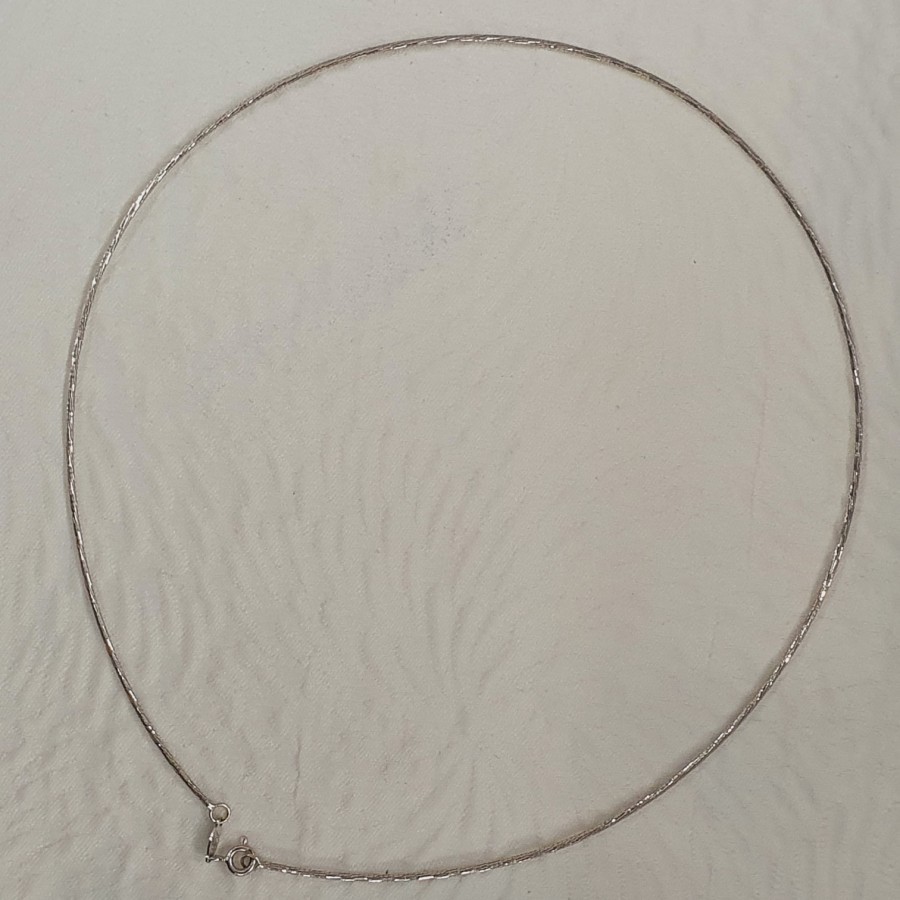 kalung choker ubs putih emas 75% 750 75 % 5 gr an lebih