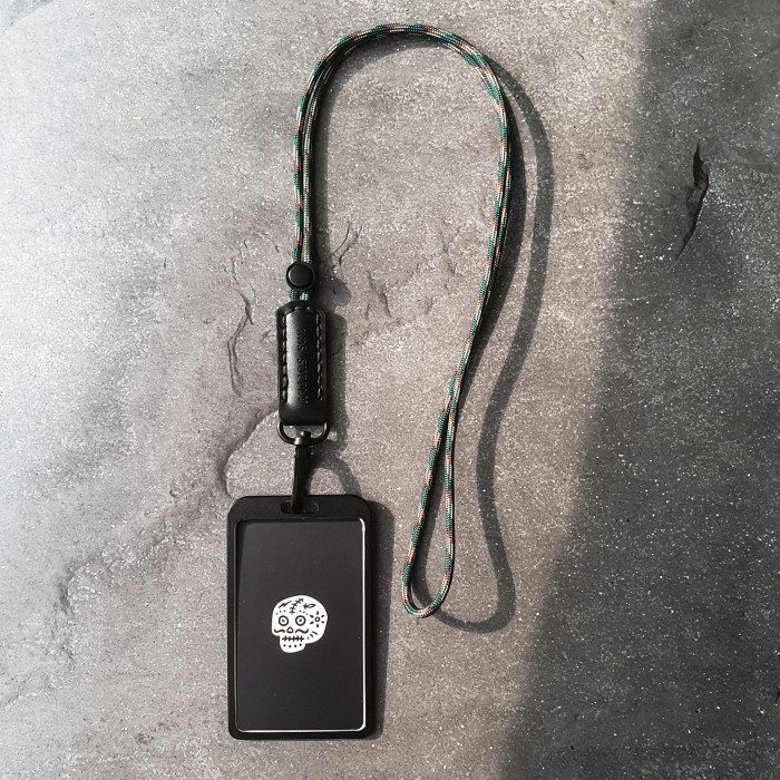 

BDS SCOTT - Minimalist Paracord Leather lanyard id holder - Forest Camo