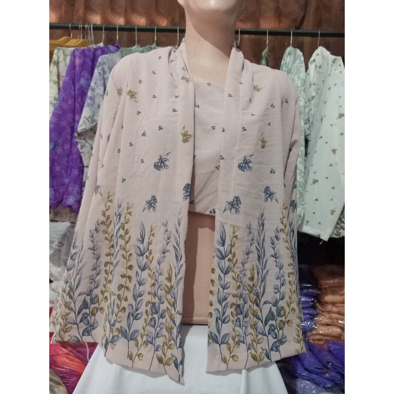 Kebaya Nenek Jadul / Kebaya Wanita / Kebaya Nenek / Kebaya / Kebaya Tradisional / Kebaya Modern