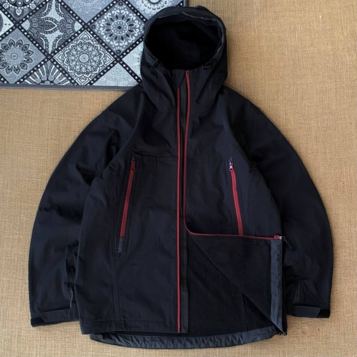 jaket Aegis softshell size L (seperti baru) 100% original 260425