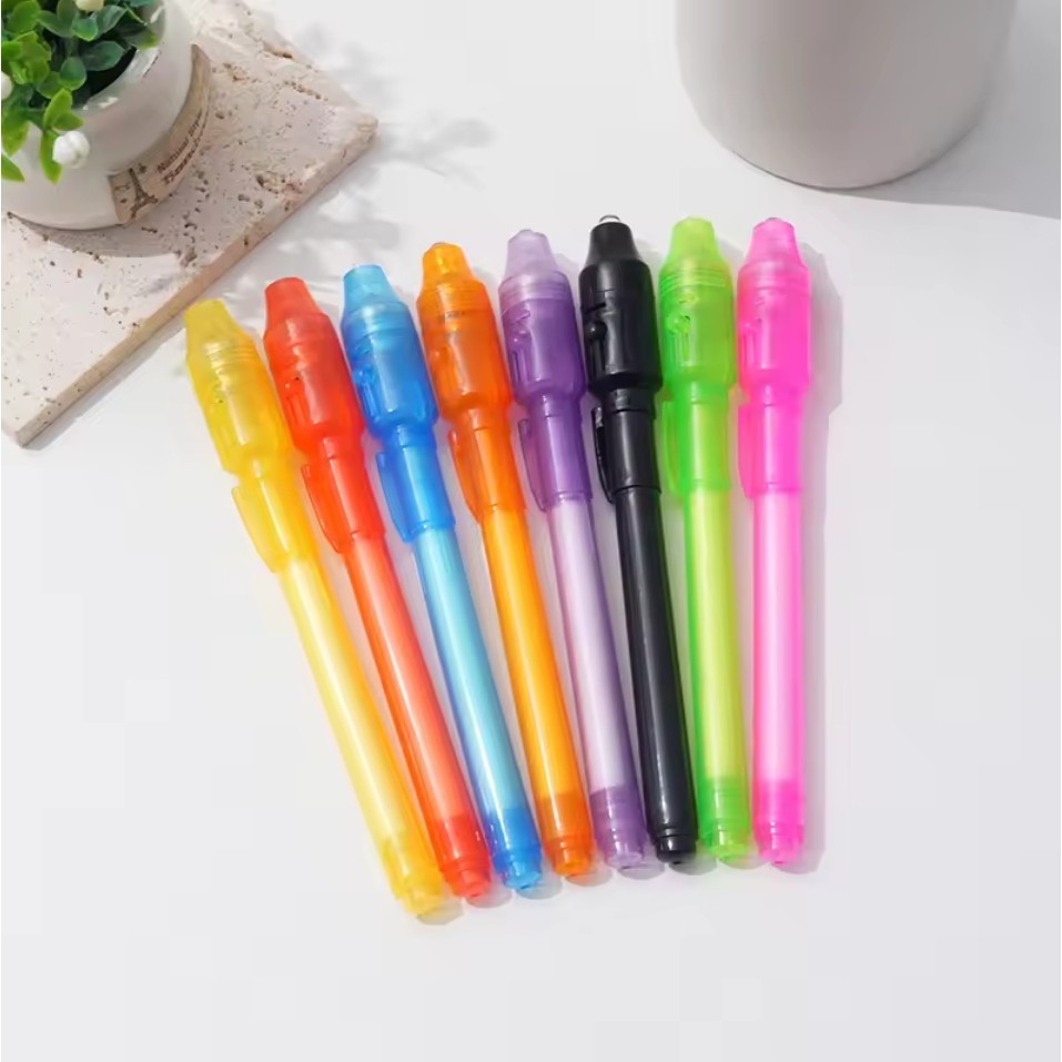 

Magic Purple 2-in-1 UV Black Light Combo Pen Learning Toy for Children 4pcs Luminous Light Pen for Drawing with Invisible Ink