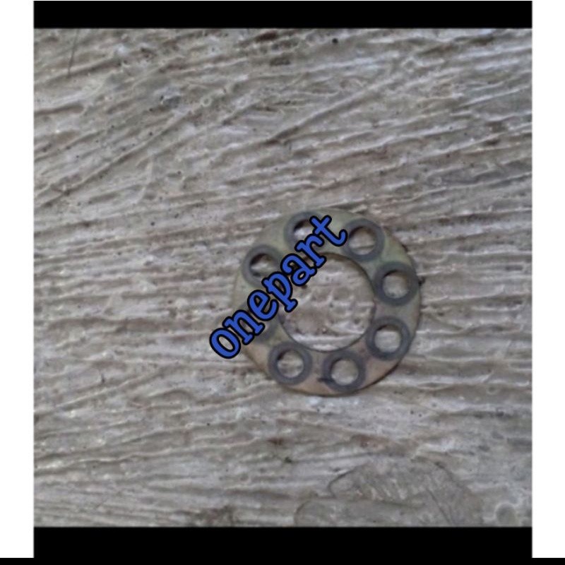 Pleng plat baut flywheel panther original