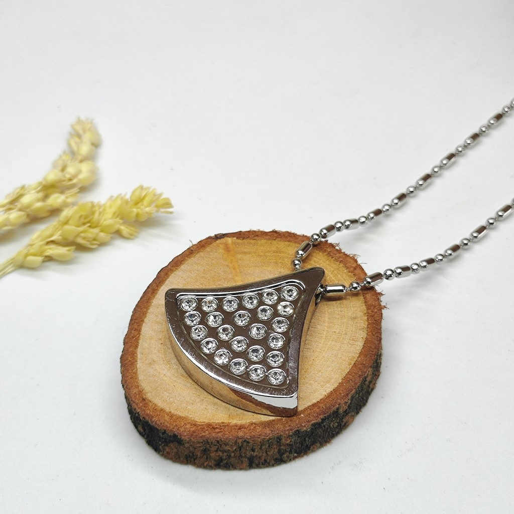 TERLARIS KALUNG KESEHATAN QUANTUM TERAPI ASLI - Quantum pendant asli COD