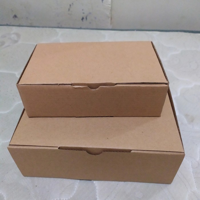 

KY562 Tambahan Box Dus Kardus Die Cut Packing Paket Aman - Free Bubble Wrap