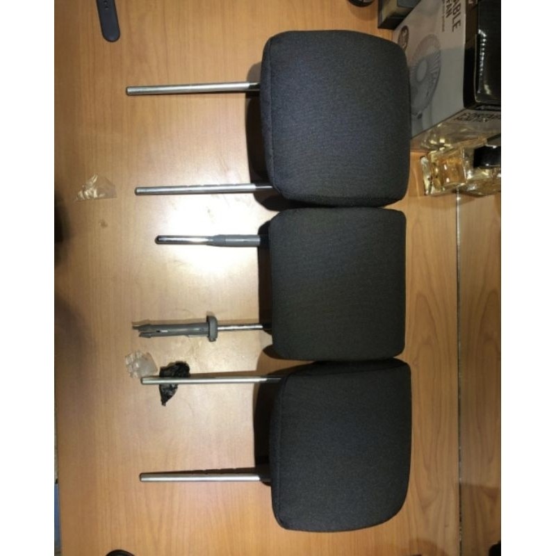 headrest jok DAIHATSU AYLA 2023 sandaran kepala jok belakang mobil ayla agya