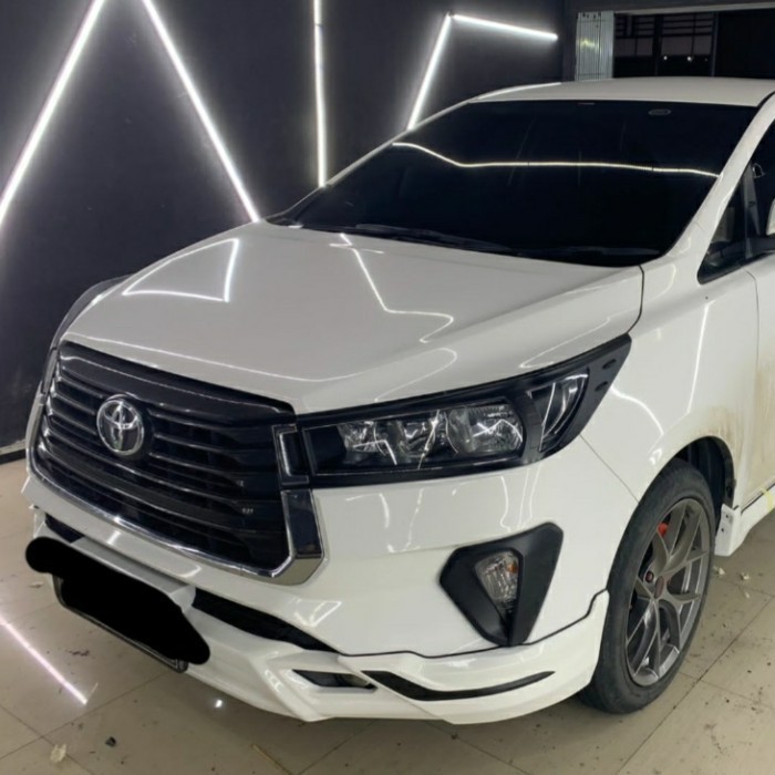 bodykit innova venturer 2021 2022
