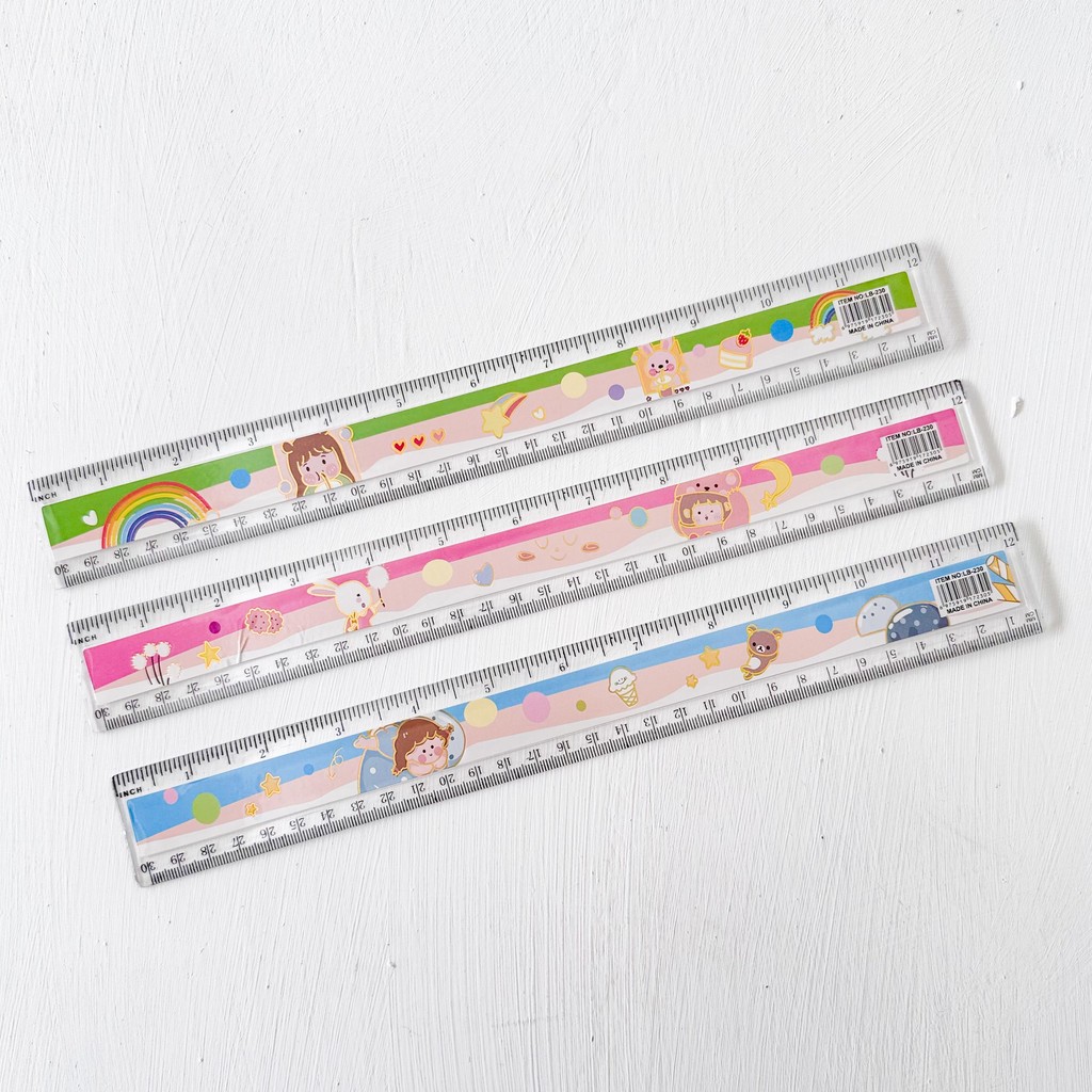

PENGGARIS PANJANG 30 CM / PENGGARIS PLASTIK 30 CM LUCU