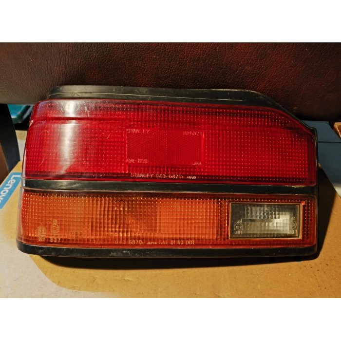 Stoplamp Lampu Belakang Mazda 323 hatchback