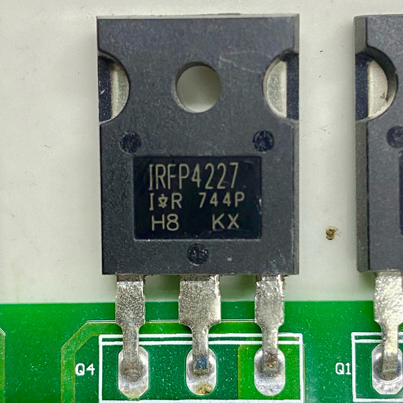 mosfet IRFP4227 utuh cabutan 130a 200v