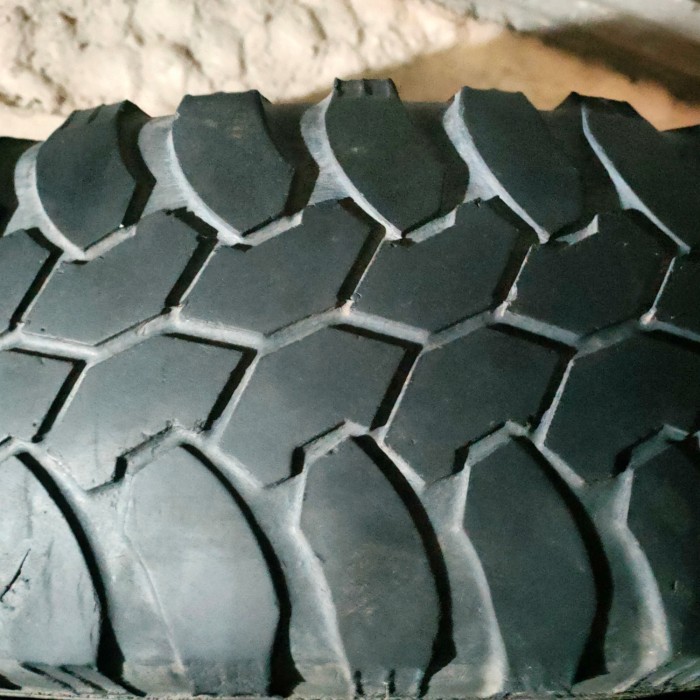 BAN MOBIL UKURAN 245/75 R16 GT RADIAL SAVERO M/T SECOND COPOTAN (NOS)