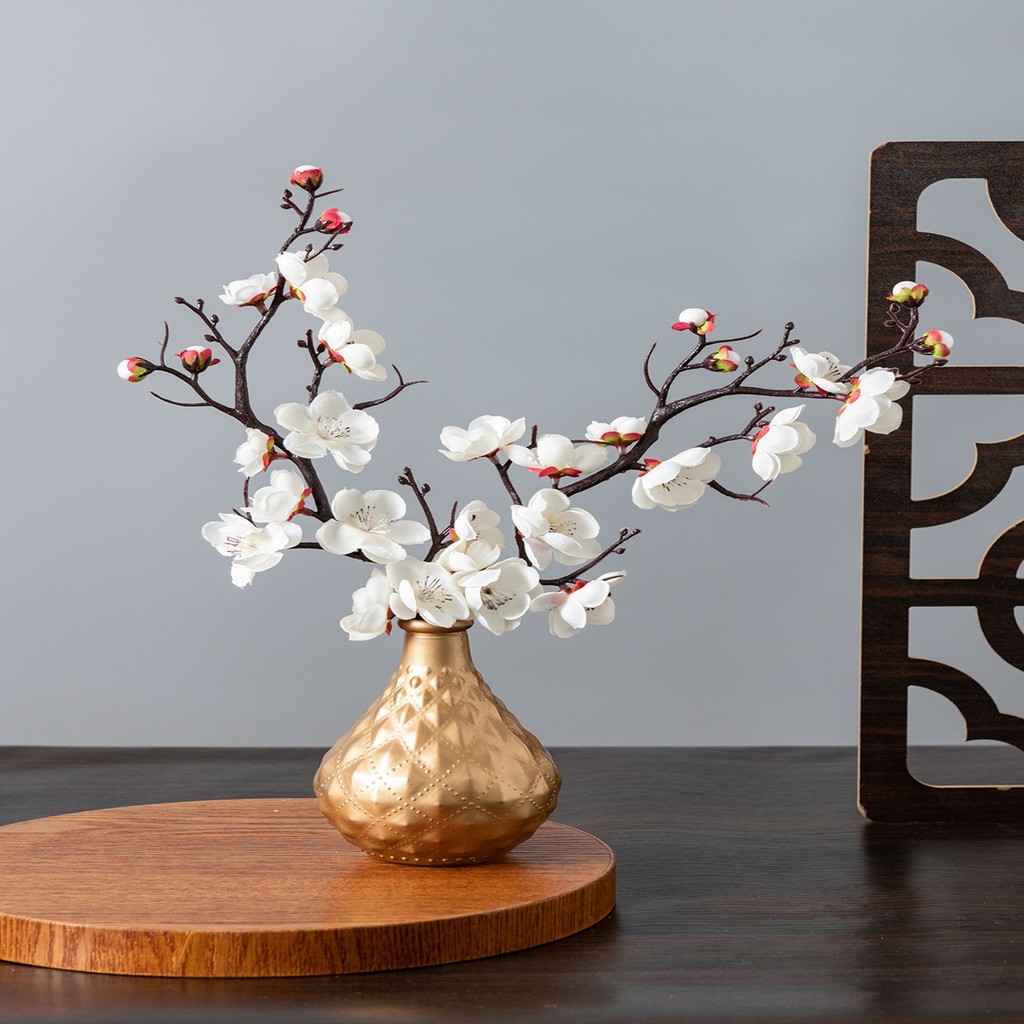 

Artificial Flower Spring Plum Blossom Peach Branch Silk Flowers Home Wedding Party Decoration Christmas Wreaths diy dining table