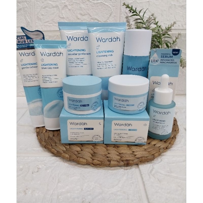 Wardah Paket Lightening Murah/Wardah Lightening/wardah Kulit cerah(serum sudah kemasan baru ya)